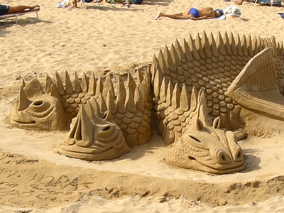En la ciudad de Alameda la comunidad puede disfrutar de la playa y del concurso de esculturas de arena, organizado por EBRPD.