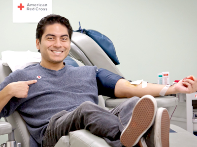 Los donadores de sangre ahora pueden ahorrar tiempo en su próxima visita para donar sangre mediante el uso de RapidPass para completar en línea la pre-lectura de donación y el cuestionario de la historia de su salud, el día de su donación, antes de llegar al lugar en donde donaran sangre. 