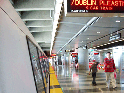 El sistema de alerta de sismos ayuda al BART a proteger a los pasajeros, al mismo tiempo que preserva un recurso muy importante del Área de la Bahía después de un temblor: un sistema de transporte en funcionamiento.