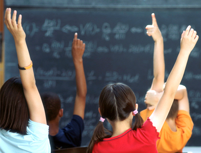 Estudios demuestran que la falta de aprendizaje de verano y de oportunidades enriquecedoras lleva a “la pérdida del aprendizaje de verano”; una pérdida de las habilidades académicas de los estudiantes y de conocimiento durante los meses de verano. Lo anterior contribuye a elevar los porcentajes de deserción escolar.